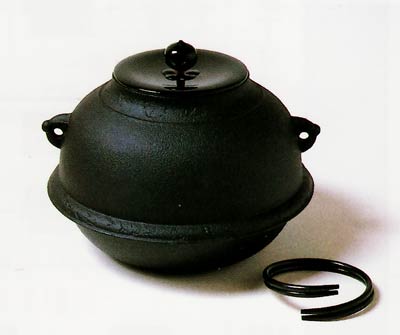 真形釜 風炉用【販売】-茶道具は京都しみず孔昌堂