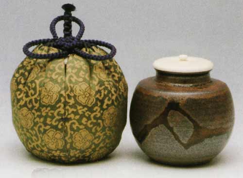 お値下げ【茶入】松屋肩衝　大名物　笹田有祥　1回のみ使用 松屋肩衝 唐物 （大名物）【販売】-茶道具は京都しみず孔昌堂