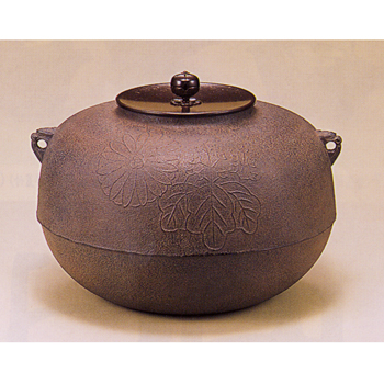 平丸政所釜　炉用　茶道具　茶釜 楽天市場】【茶器/茶道具 炉釜（炉用釜）】 丸霰釜 釜鐶付き