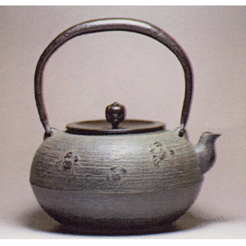 K*i様 鉄瓶 蟹 Yahoo!オークション -「かに」(鉄瓶) (鉄製)の落札相場