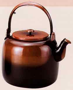 イ302 水注『一政堂造　利休形腰黒水注　薬缶　共箱』急須　茶道具 茶道具 水次（水注・みずつぎ） 浄益形 腰黒薬缶 口蓋無 一政堂