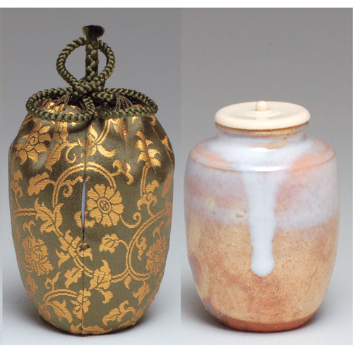 茶入 萩焼 肩衝【販売】-茶道具は京都しみず孔昌堂