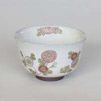 茶碗　粉引菊